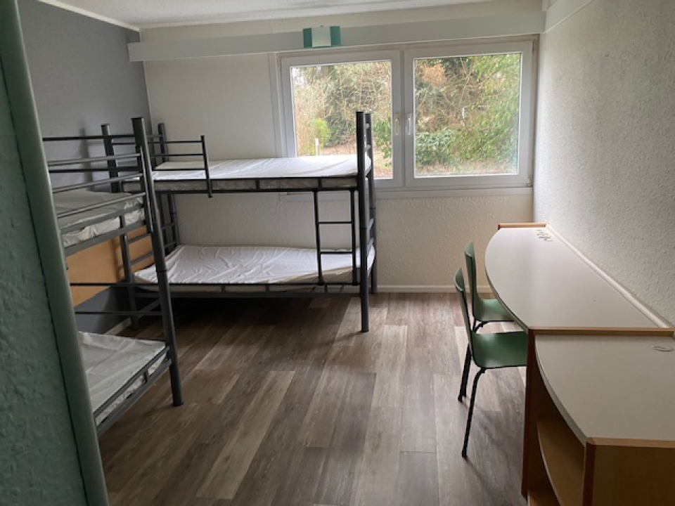 +++ Asyl-Hotel Oespel: Komplett-Kosten für staatliche Vollpension bleiben geheim +++